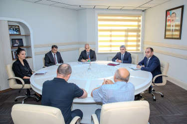 26 avqust 2026-cı il tarixində Binəqədi Rayon İcra Hakimiyyətinin inzibati binasında növbəti dəfə vətəndaşların fərdi qəbulu keçirildi