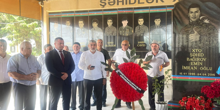 Şəhid Bağırov Emin İmran oğlunun doğum günü ilə əlaqədar məzarı ziyarət olundu