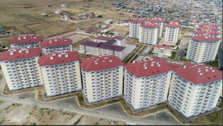 333 nömrəli tam orta məktəb