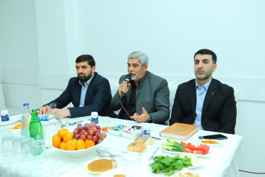 12 dekabr 2025-ci il tarixində Binəqədi Rayon İcra Hakimiyyətinin təşkilatçılığı ilə Heydər Məscidində xalqımızın Ümummilli Lideri Heydər Əliyevin əziz xatirəsinə ehsan süfrəsi