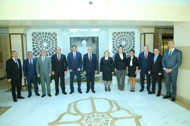 23 iyun 2025-ci il tarixində Binəqədi Rayon İcra Hakimiyyətinin inzibati binasında 23 İyun–“Dövlət Qulluqçularının Peşə Bayramı" münasibətilə tədbir