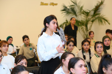 Binəqədi rayonu 205 nömrəli tam orta məktəbdə "Narkotiksiz gələcək naminə!” mövzusunda növbəti maarifləndirici tədbir 01.11.2024