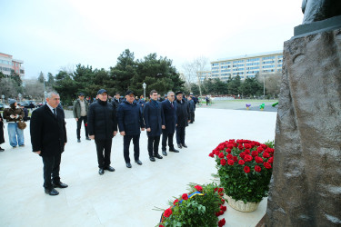 15 yanvar 2026-cı il tarixində Binəqədi rayonunda ucaldılan dahi rumın bəstəkarı Corce Eneskunun abidəsi önündə Rumıniya Mədəniyyət Günü münasibətilə tədbir