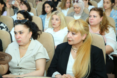 03 iyun 2025-ci il tarixində Arif Məlikov adına 11 nömrəli Onbirillik Musiqi məktəbinin şagirdlərinin yekun hesabat konserti