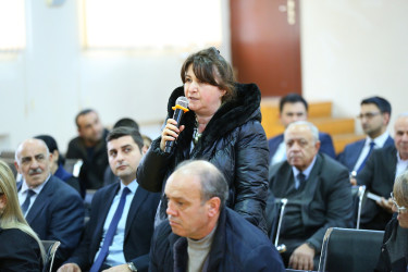 13 yanvar 2026-cı il tarixində Binəqədi Rayon İcra Hakimiyyətinin başçısı Elxan Allahverdiyevin 6-cı mikrorayon sakinləri ilə səyyar qəbulu