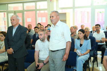 19 iyun 2025-ci il tarixində Binəqədi Rayon İcra Hakimiyyətinin başçısı Elxan Allahverdiyevin Xocəsən qəsəbəsinin sakinləri ilə səyyar qəbulu