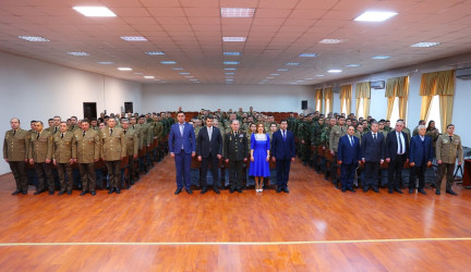 Binəqədi rayonunda "Heydər Əliyev İli" çərçivəsində “Ümummilli lider Heydər Əliyev müstəqil Azərbaycan dövlətinin memarı və qurucusudur" mövzusunda konfrans