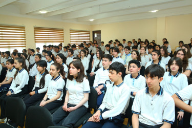 16 may 2025-ci il tarixində 267 № li  məktəb-liseydə “Erkən nigah problemi və onun fəsadları” mövzusunda maarifləndirmə tədbiri