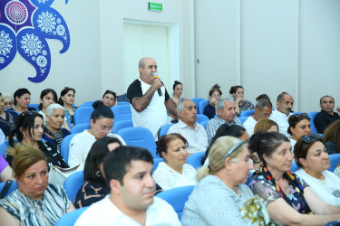 13 iyun 2025-ci il tarixində Binəqədi Rayon İcra Hakimiyyətinin başçısı Elxan Allahverdiyevin Binəqədi qəsəbəsinin sakinləri ilə səyyar qəbulu