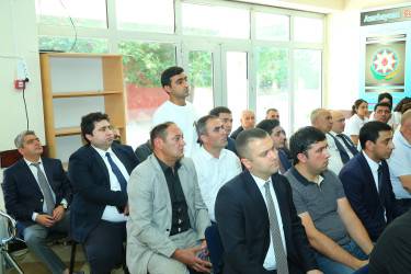 19 iyun 2025-ci il tarixində Binəqədi Rayon İcra Hakimiyyətinin başçısı Elxan Allahverdiyevin Xocəsən qəsəbəsinin sakinləri ilə səyyar qəbulu