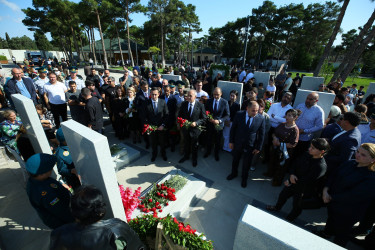 27 Sentyabr Anım Günü ilə əlaqədar 27 sentyabr 2026-cı il tarixində şəhidlərimizin əziz xatirəsi böyük ehtiramla yad edilməsi