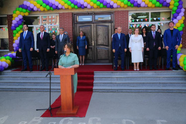 Binəqədi rayonunda fəaliyyət göstərən orta ümumtəhsil məktəblərində “Son Zəng” tədbirləri təşkil olundu.