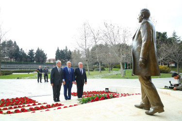 YAP Binəqədi rayon təşkilatının yaradılmasının 30-cu ildönümü və 8 Mart - "Beynəlxalq Qadınlar Günü" münasibətilə tədbir