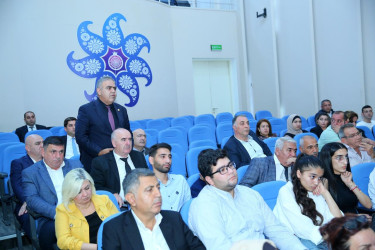 09 oktyabr 2025-ci il tarixində Binəqədi Rayon İcra Hakimiyyətinin başçısı Elxan Allahverdiyevin Binəqədi qəsəbə sakinləri ilə səyyar qəbulu