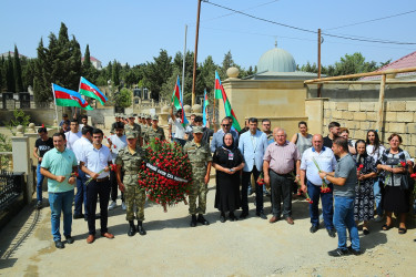 21 avqust 2022-ci il tarixində şəhidi Rövşən Kazım oğlu Hüseynovun doğum günü münasibəti ilə məzarı və ailəsi ziyarət edildi.