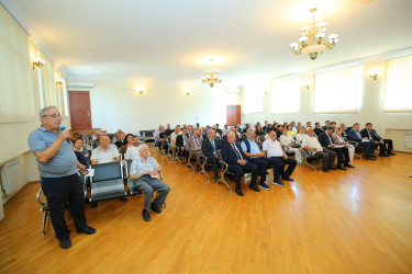 09 iyul 2026-cı il tarixində Binəqədi Rayon İcra Hakimiyyətinin başçısı Elxan Allahverdiyevin 8-ci mikrorayon sakinləri ilə səyyar qəbulu