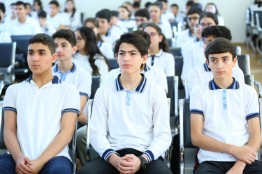 03 dekabr 2025-ci il tarixində 248 № li tam  orta məktəbdə "Narkotiksiz gələcək naminə!” mövzusunda növbəti maarifləndirici tədbir