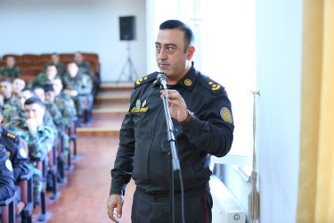 28 oktyabr 2025-ci il tarixində “Konstitusiya və Suverenlik İli” çərçivəsində Fövqəladə Hallar Nazirliyinin Mülki Müdafiə Qoşunlarında 8 Noyabr-“Zəfər Günü”nün beşilliyi münasibətilə tədbir