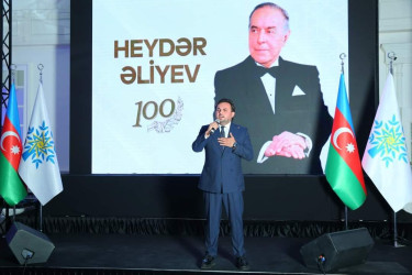 Binəqədi rayonunda Ulu öndər Heydər Əliyevin anadan olmasının 100 illik yubileyinə həsr olunmuş tədbir