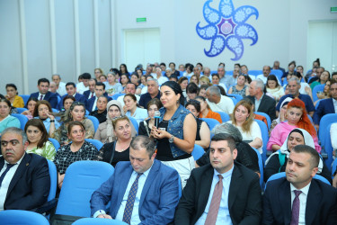 13 iyun 2025-ci il tarixində Binəqədi Rayon İcra Hakimiyyətinin başçısı Elxan Allahverdiyevin Binəqədi qəsəbəsinin sakinləri ilə səyyar qəbulu