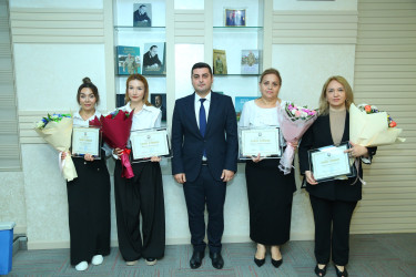 5 Oktyabr – “Beynəlxalq Müəllimlər Günü”  münasibətilə dövlət ümumi təhsil müəssisələrində çalışan təhsilverənlərin sertifikatlaşdırılması imtahanlarında yüksək nəticə göstərən müəllimlərlə görüş