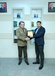 18 dekabr 2025-ci il tarixində “Binəqədi rayonunda 2025-ci ildə Mülki müdafiə sahəsində görülmüş işlərin yekunları və 2026-cı ildə qarşıda duran vəzifələr” və “Yanğın təhlükəsizliyinin təmin olunmasında Fövqəladə Hallar Nazirliyi, yerli icra hakimiyyəti və özünüidarəetmə orqanlarının birgə fəaliyyəti” mövzusunda rayon müşavirəsi