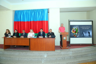 02 iyun 2025-ci il tarixində 182 nömrəli tam orta məktəbdə 26 İyun-Narkomaniya və Narkobiznesə qarşı Beynəlxalq Mübarizə Gününə həsr olunmuş "Narkotiksiz gələcək naminə!” mövzusunda növbəti maarifləndirici tədbir keçirildi