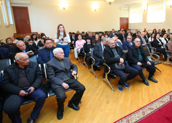 23 dekabr 2025-ci il tarixində Binəqədi Rayon İcra Hakimiyyətinin başçısı Elxan Allahverdiyevin 8-ci mikrorayon sakinləri ilə səyyar qəbulu