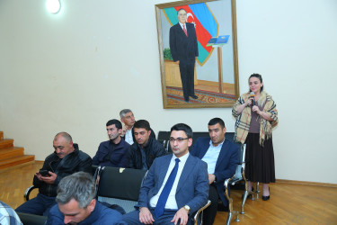 16 oktyabr 2025-ci il tarixində Binəqədi Rayon İcra Hakimiyyətinin başçısı Elxan Allahverdiyevin 9-cu mikrorayon sakinləri ilə səyyar qəbulu