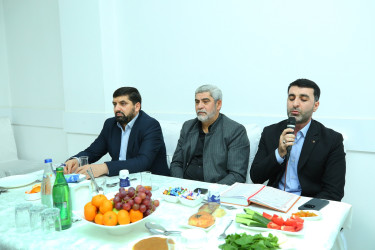 12 dekabr 2025-ci il tarixində Binəqədi Rayon İcra Hakimiyyətinin təşkilatçılığı ilə Heydər Məscidində xalqımızın Ümummilli Lideri Heydər Əliyevin əziz xatirəsinə ehsan süfrəsi