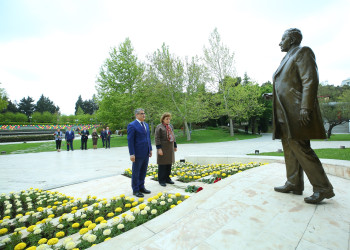06 aprel 2026-cı il tarixində YAP Binəqədi rayon təşkilatı Ümummilli lider Heydər Əliyevin anadan olmasının 103-cü ildönümünə həsr olunmuş “Ulu öndərin tarixi missiyası – zəfərə aparan yol” adlı tədbir