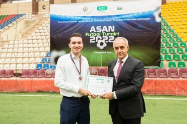 Ümumilli Lider Heydər Əliyevin anadan olmasının 99-cu ildönümü ilə əlaqədar "ASAN xidmət" əməkdaşları arasında mini futbol turniri keçirildi.