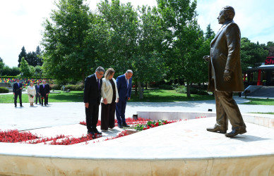 12 İyun 2026-cı il tarixində Binəqədi rayonunda “Şəhərsalma və Memarlıq İli” çərçivəsində 15 İyun-Milli Qurtuluş Gününə həsr olunmuş “MİLLİ QURTULUŞDAN BAŞLANAN TƏRƏQQİ VƏ ZƏFƏR YOLU” adlı tədbir