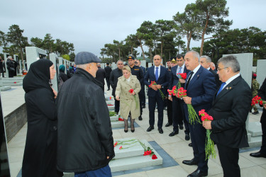 27 sentyabr 2025-ci il tarixində 27 Sentyabr - Anım Gününün beşinci ildönümünün qeyd olunması ilə əlaqədar  II Fəxri Xiyaban, Xocəsən, Biləcəri və Binəqədi qəsəbələrində yerləşən Vətən müharibəsi Şəhidlərinin Xiyaban Komplekslərinin ziyarəti