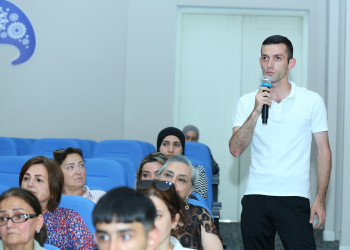 02 iyul 2026-cı il tarixində Binəqədi Rayon İcra Hakimiyyətinin başçısı Elxan Allahverdiyevin Binəqədi qəsəbə sakinləri ilə səyyar qəbulu