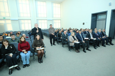 08 yanvar 2026-cı il tarixində Binəqədi Rayon İcra Hakimiyyətinin başçısı Elxan Allahverdiyevin Xocəsən qəsəbə sakinləri ilə səyyar qəbulu