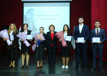 06 aprel 2026-cı il tarixində YAP Binəqədi rayon təşkilatı Ümummilli lider Heydər Əliyevin anadan olmasının 103-cü ildönümünə həsr olunmuş “Ulu öndərin tarixi missiyası – zəfərə aparan yol” adlı tədbir