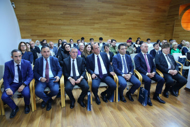 3 noyabr 2025-ci il tarixində “İdrak” liseyində 8 Noyabr-Zəfər Gününün beşinci ildönümünə həsr olunmuş "Zəfərin qəhrəmanları: şəhidlər və qazilər" adlı tədbir