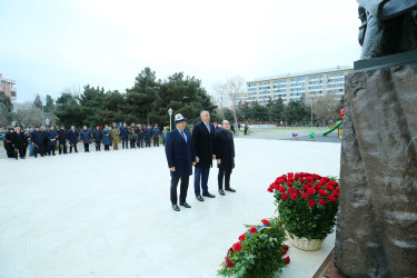 15 yanvar 2026-cı il tarixində Binəqədi rayonunda ucaldılan dahi rumın bəstəkarı Corce Eneskunun abidəsi önündə Rumıniya Mədəniyyət Günü münasibətilə tədbir