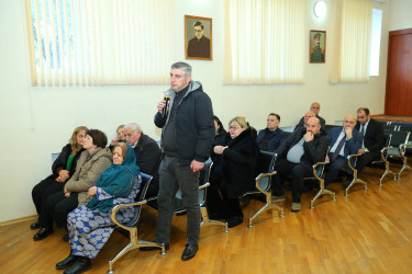 18 dekabr 2025-ci il tarixində Binəqədi Rayon İcra Hakimiyyətinin başçısı Elxan Allahverdiyevin 9-cu mikrorayon sakinləri ilə səyyar qəbulu