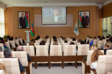 Binəqədi rayonunda ulu öndər Heydər Əliyevin anadan olmasının 99-cu ildönümünə həsr olunmuş “Heydər Əliyev və Azərbaycançılıq məfkurəsi” adlı tədbir keçirildi.