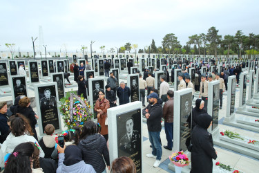 27 sentyabr 2025-ci il tarixində 27 Sentyabr - Anım Gününün beşinci ildönümünün qeyd olunması ilə əlaqədar  II Fəxri Xiyaban, Xocəsən, Biləcəri və Binəqədi qəsəbələrində yerləşən Vətən müharibəsi Şəhidlərinin Xiyaban Komplekslərinin ziyarəti