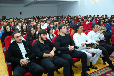 Azərbaycan Əmək və Sosial Münasibətlər Akademiyasında “Dini radikalizm və ekstremizmlə mübarizə” mövzusunda tədbir