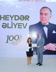 Binəqədi rayonunda Ulu öndər Heydər Əliyevin anadan olmasının 100 illik yubileyinə həsr olunmuş tədbir