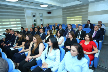 23 iyun 2026-cı il tarixində Binəqədi Rayon İcra Hakimiyyətinin inzibati binasında 23 İyun – Dövlət Qulluqçularının Peşə Bayramı münasibətilə tədbir