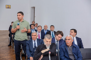 19 may 2026-cı il tarixində Binəqədi Rayon İcra Hakimiyyətinin başçısı Elxan Allahverdiyevin Biləcəri qəsəbə sakinləri ilə səyyar qəbulu keçirildi