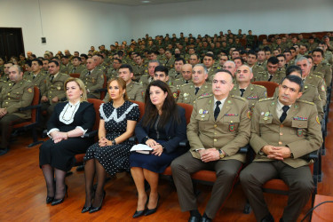 FHN Mülki müdafiə qoşunlarının komandanlığında Ulu Öndər Heydər Əliyevin 100 illik yubileyi münasibətilə "Heydər Əliyev İrsini Öyrənirik" mövzusuna həsr olunmuş tədbir