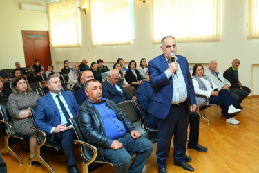 02 may 2025-ci il tarixində Binəqədi Rayon İcra Hakimiyyətinin başçısı Elxan Allahverdiyevin 8-ci mikrorayon sakinləri ilə səyyar qəbulu