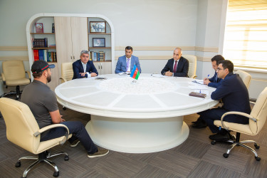 06 avqust 2025-ci il tarixində Rayon İcra Hakimiyyətinin inzibati binasında növbəti dəfə vətəndaşların fərdi qəbulu