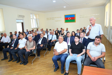 24 iyul 2025-ci il tarixində Binəqədi Rayon İcra Hakimiyyətinin başçısı Elxan Allahverdiyevin M.Ə.Rəsulzadə qəsəbəsinin sakinləri ilə səyyar qəbulu